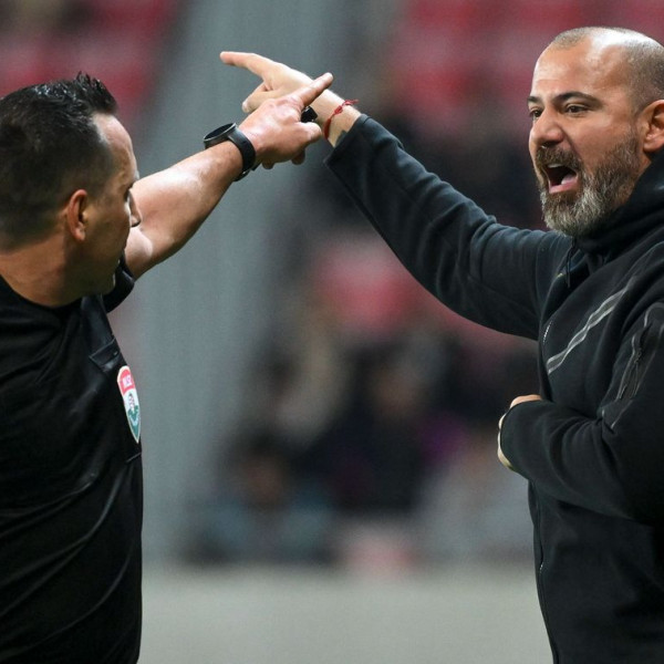 Kétmeccses eltiltást kapott a Ferencváros vezetőedzője