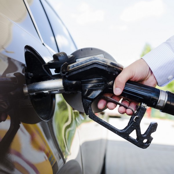 25 forinttal is csökkenhet a gázolaj ára szerdától