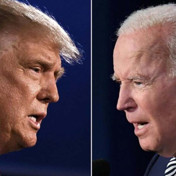 Joe Biden beleszállt Donald Trumpba