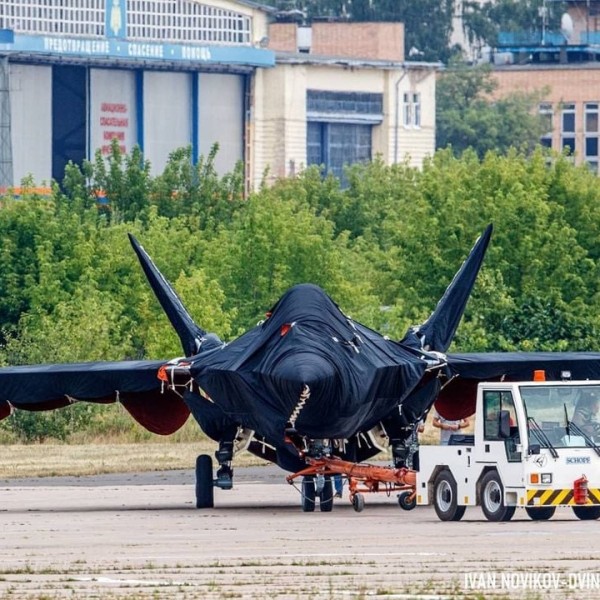 Megjelentek az első képek a titokzatos új orosz vadászgépről