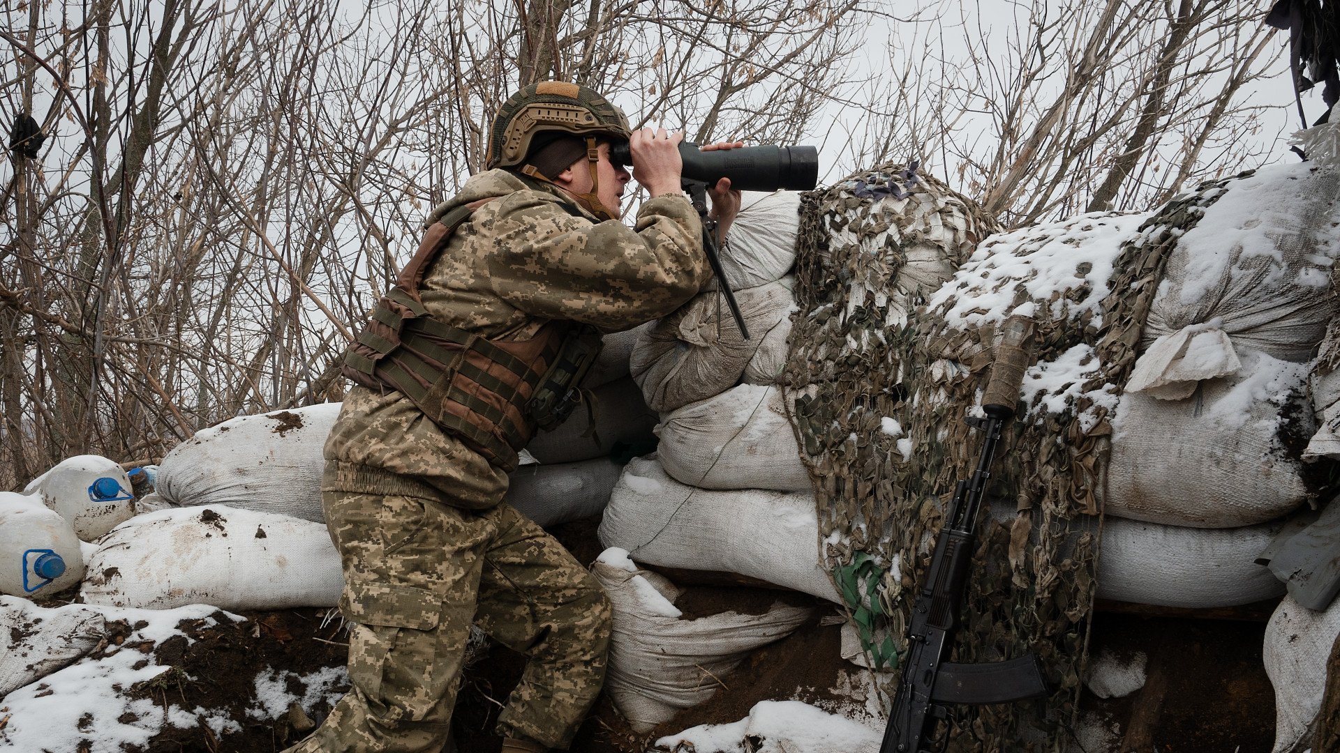 Российское нападение. Украинские военные. Убитые украинские военные.